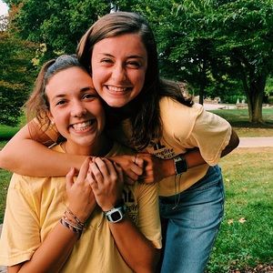 Meet your Posher, Maddie